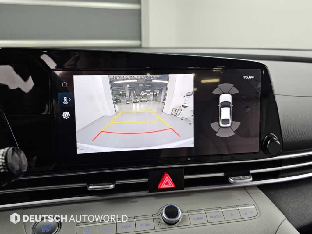 Hyundai Avante — photo 16