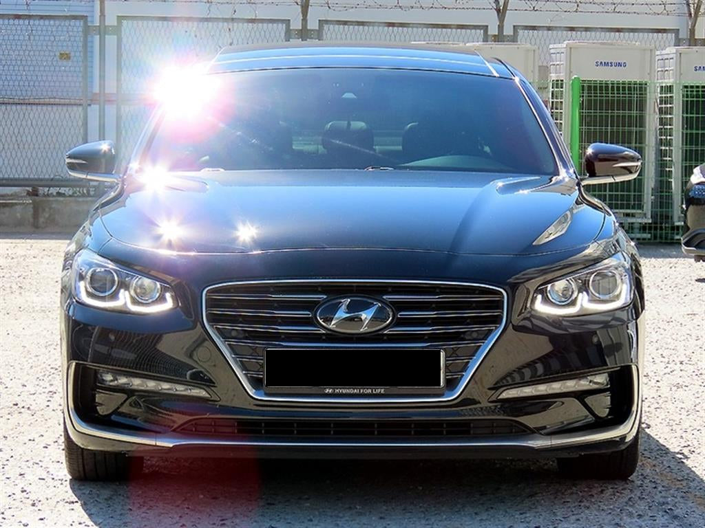 Hyundai Grandeur — photo 01