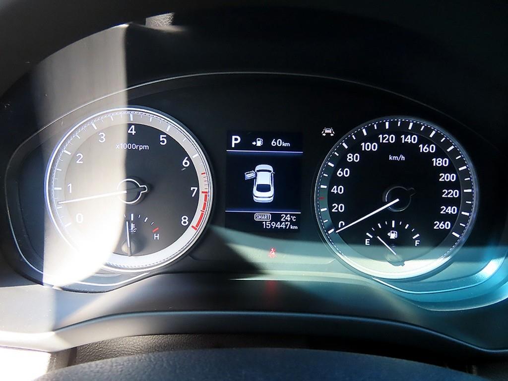 Hyundai Grandeur — photo 09