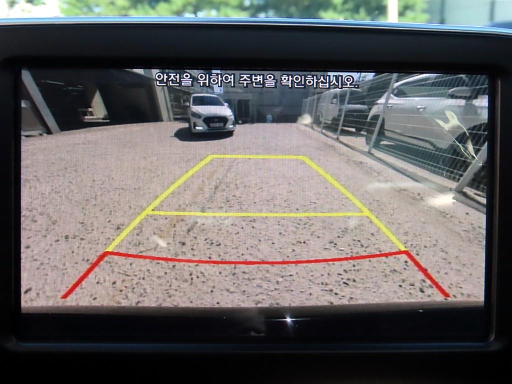 Hyundai Grandeur — photo 14