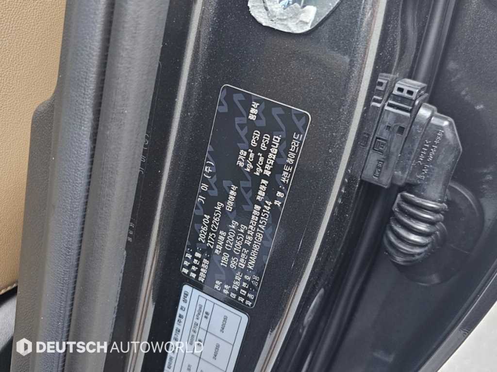 Kia Sorento — photo 20