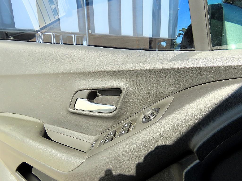 CHEVROLET Trax — photo 11