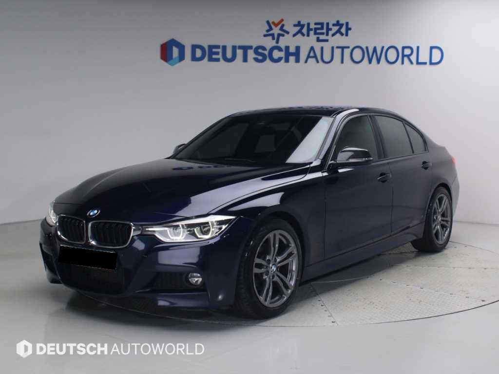 BMW 3-Series — photo 01