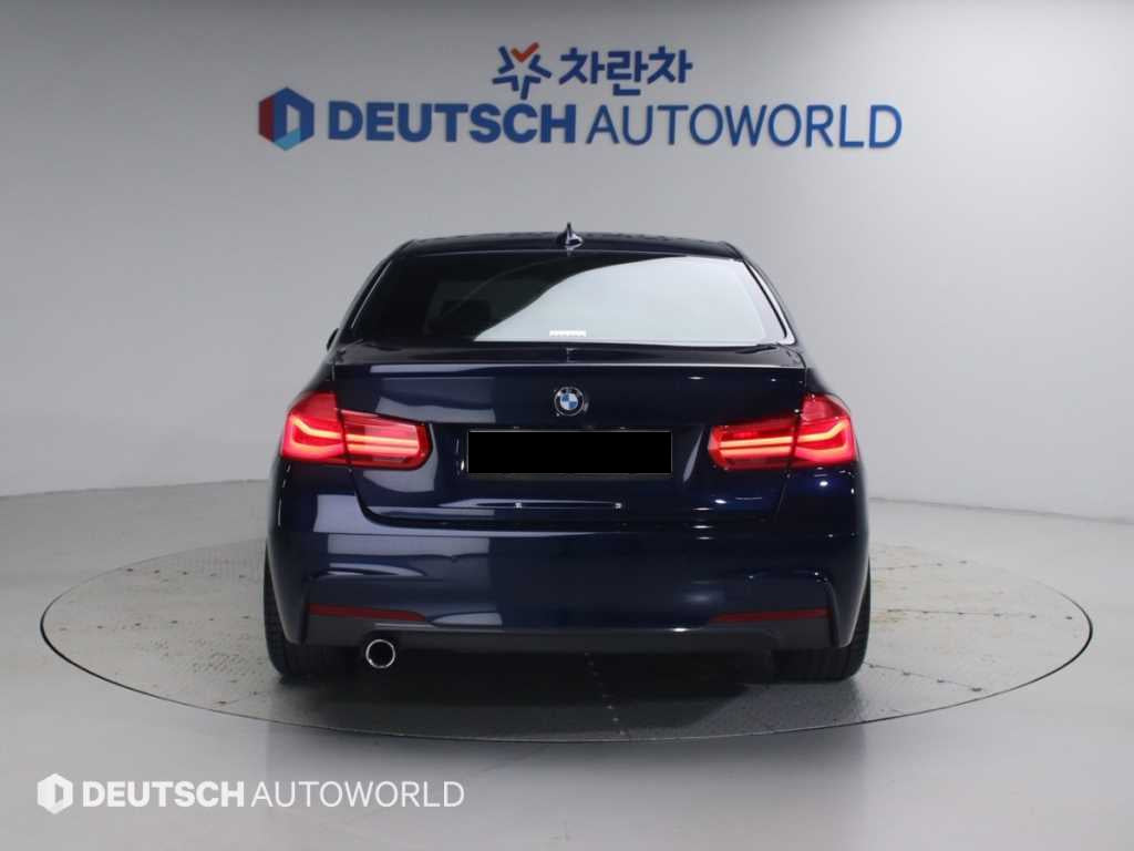 BMW 3-Series — photo 04