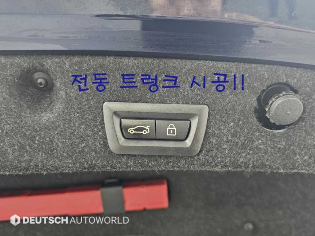 BMW 3-Series — photo 08