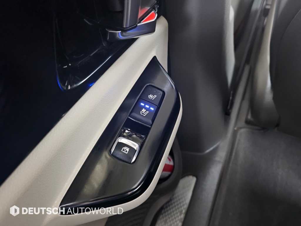 Kia Carnival — photo 16
