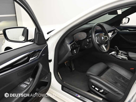 BMW 5-Series — photo 11