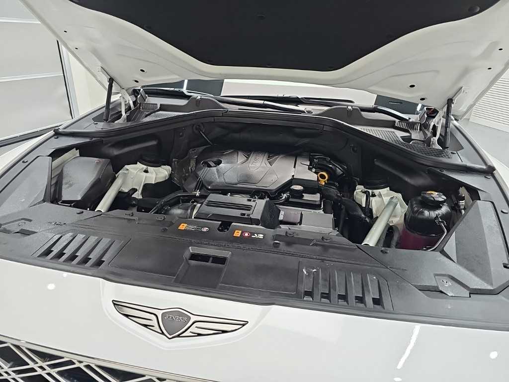 Genesis GV80 — photo 05