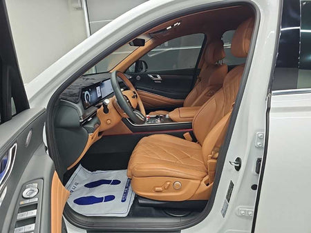 Genesis GV80 — photo 11