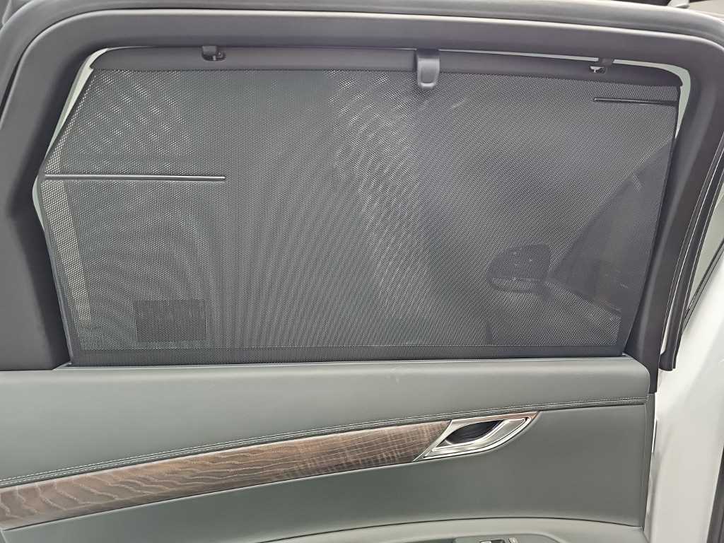 Genesis GV80 — photo 13