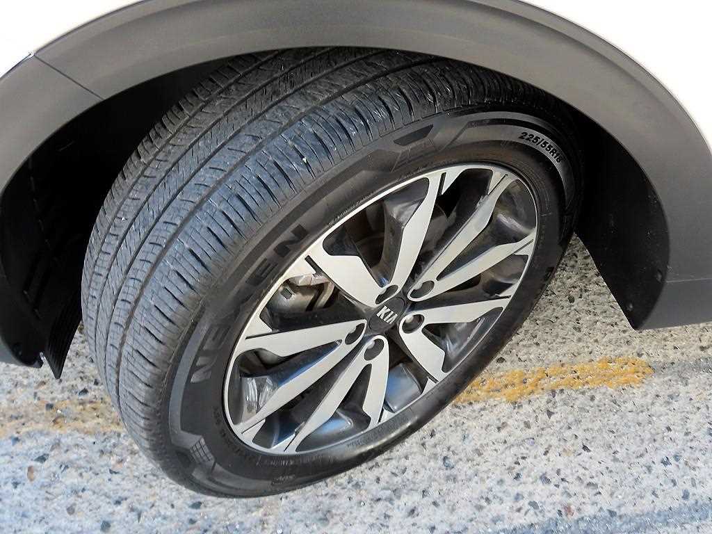 Kia Sportage — photo 18