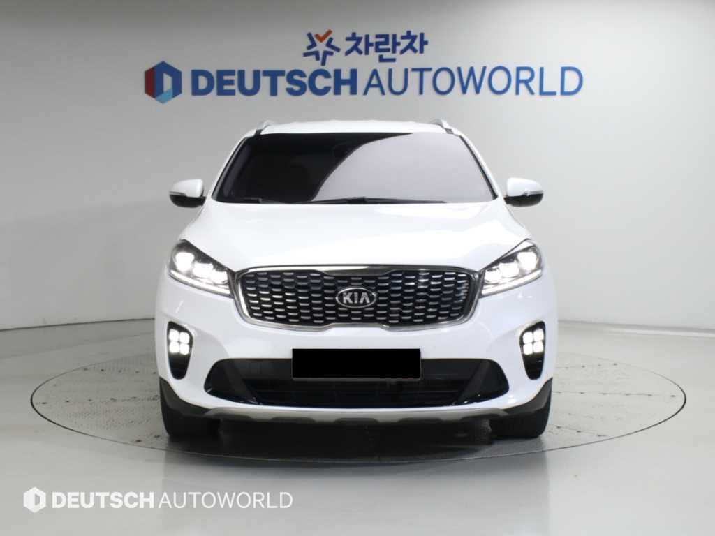 Kia Sorento — photo 03