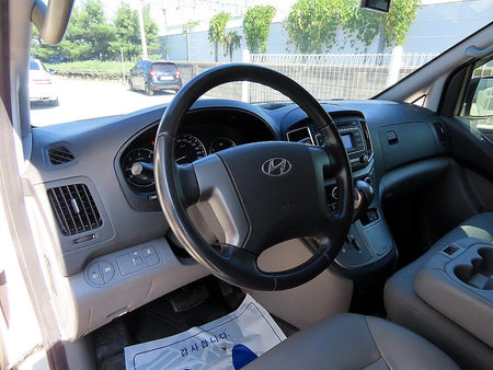 Hyundai Starex — photo 07