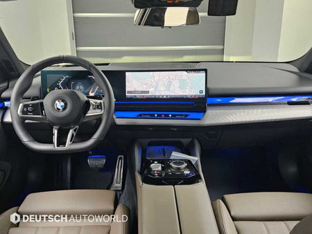 BMW 5-Series — photo 07