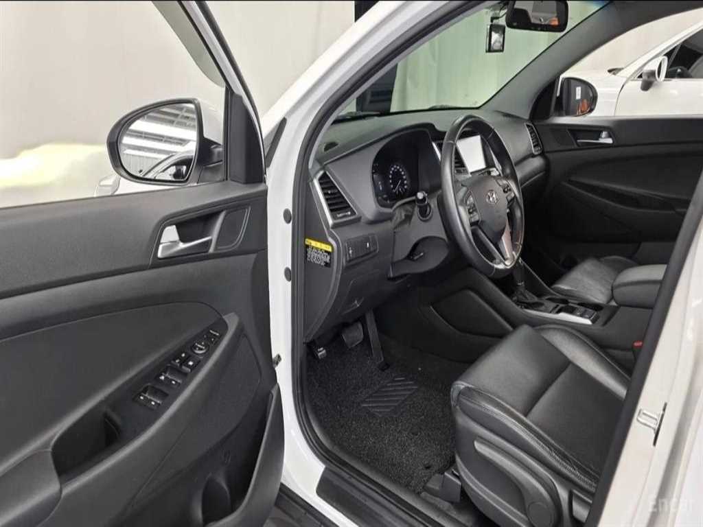 Hyundai Tucson — photo 08