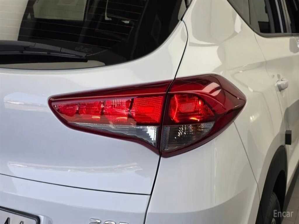 Hyundai Tucson — photo 18