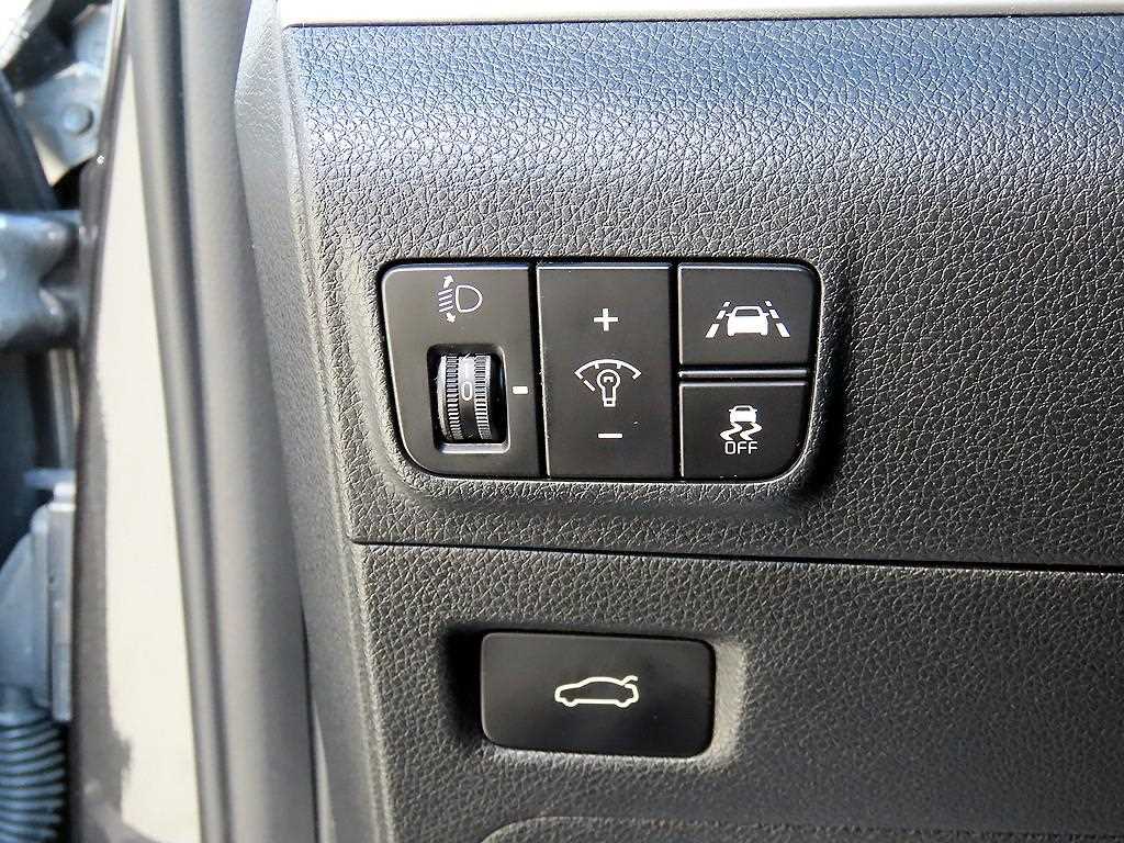 Kia K5 — photo 12