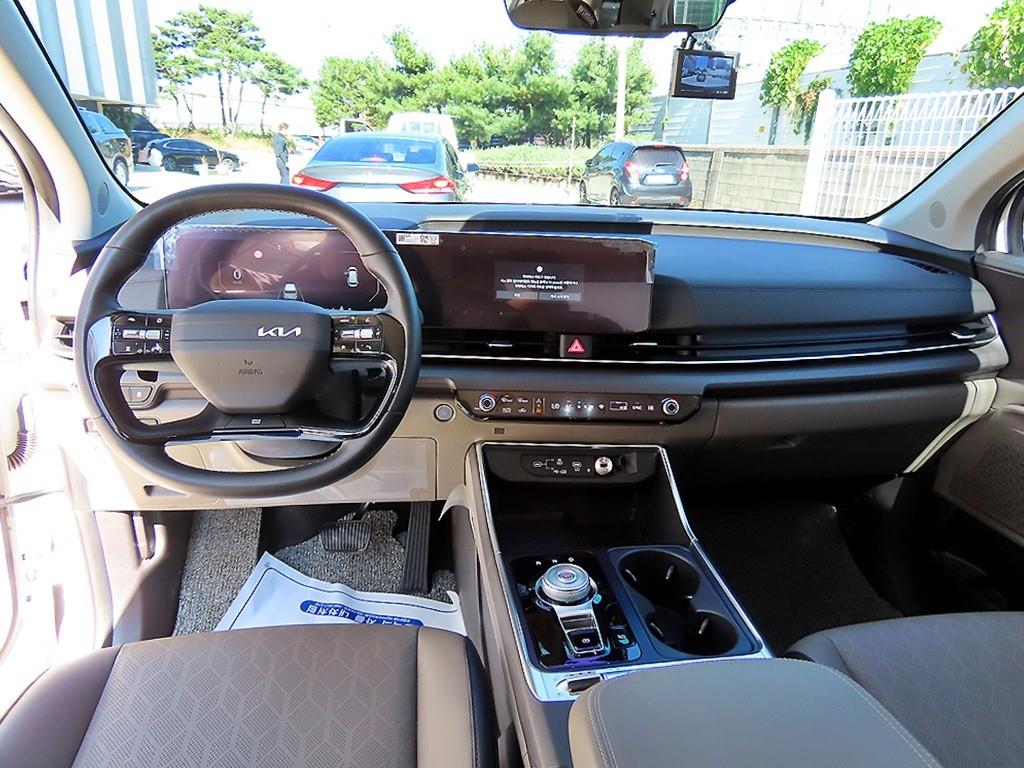 Kia Carnival — photo 07