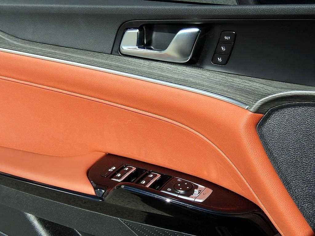 Kia K5 — photo 12
