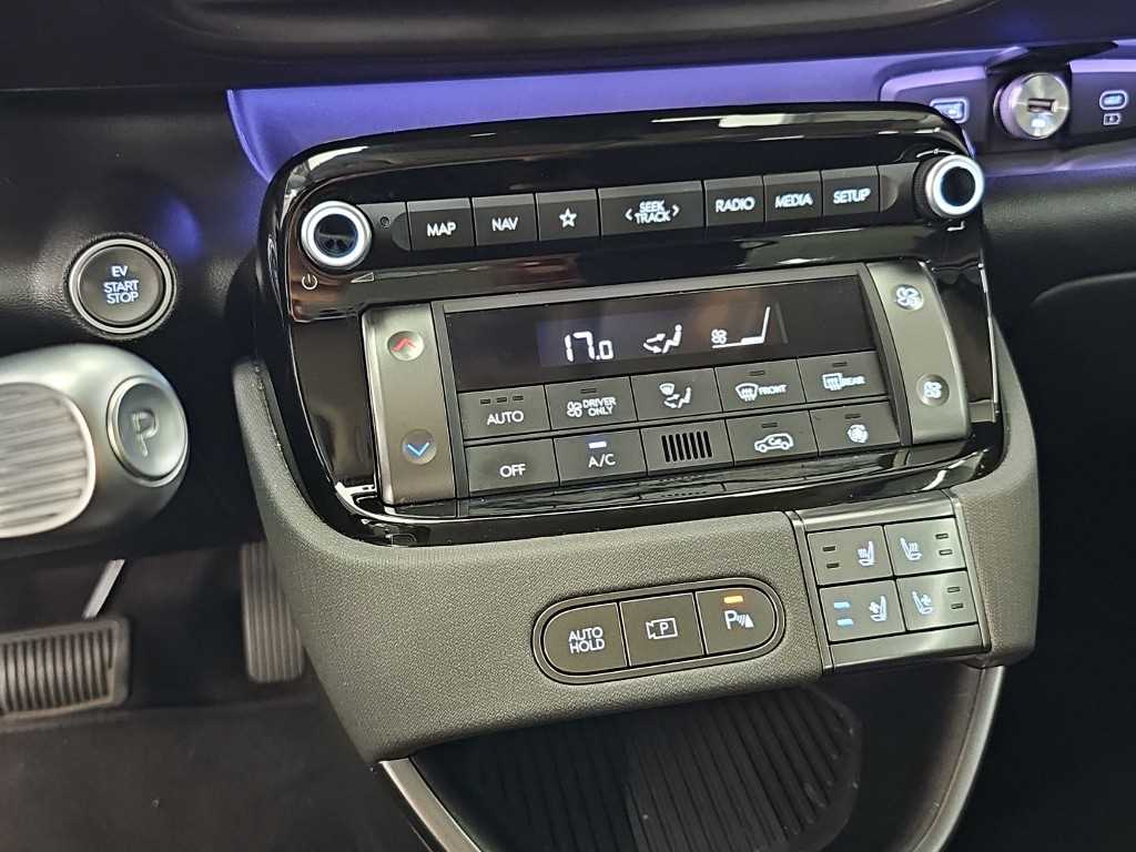 Hyundai Casper — photo 16