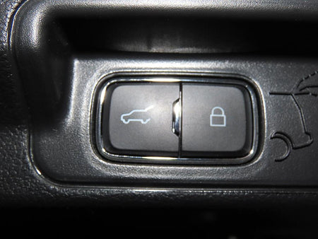 Ford Explorer — photo 15