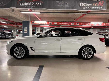 BMW Gran Turismo — photo 18