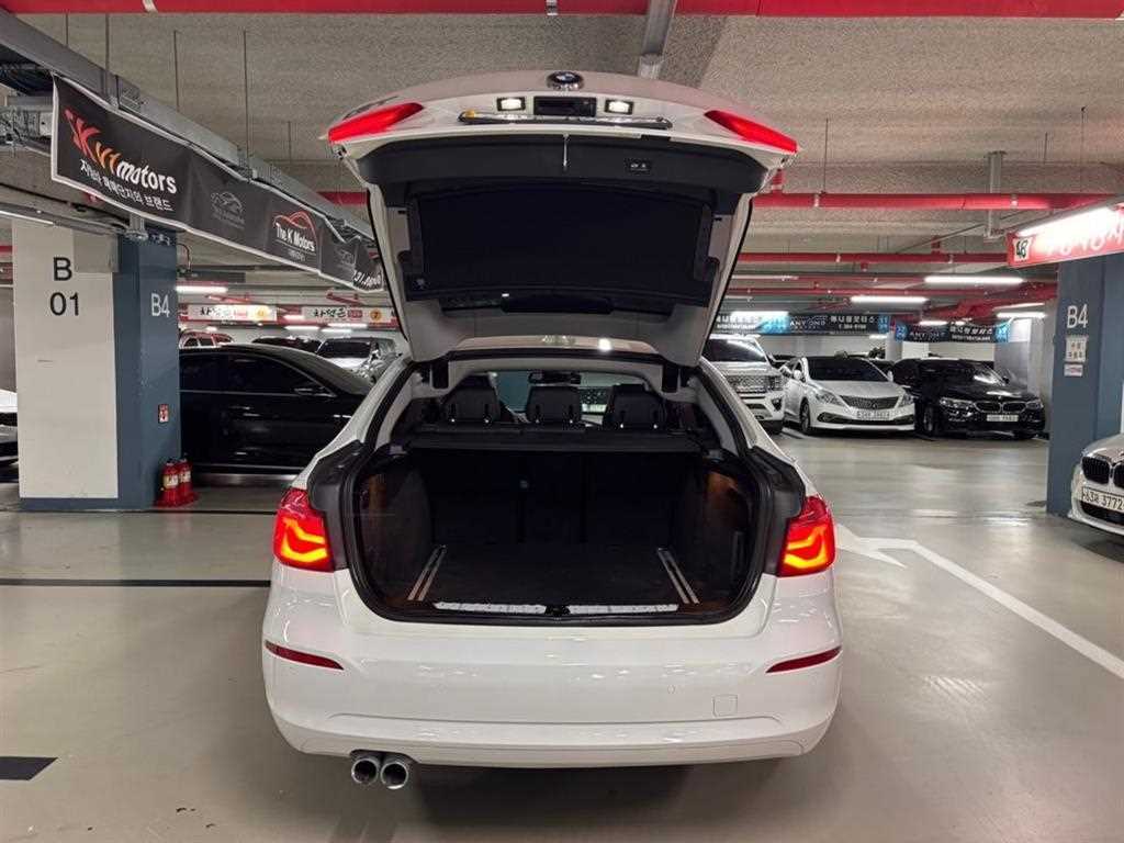 BMW Gran Turismo — photo 19