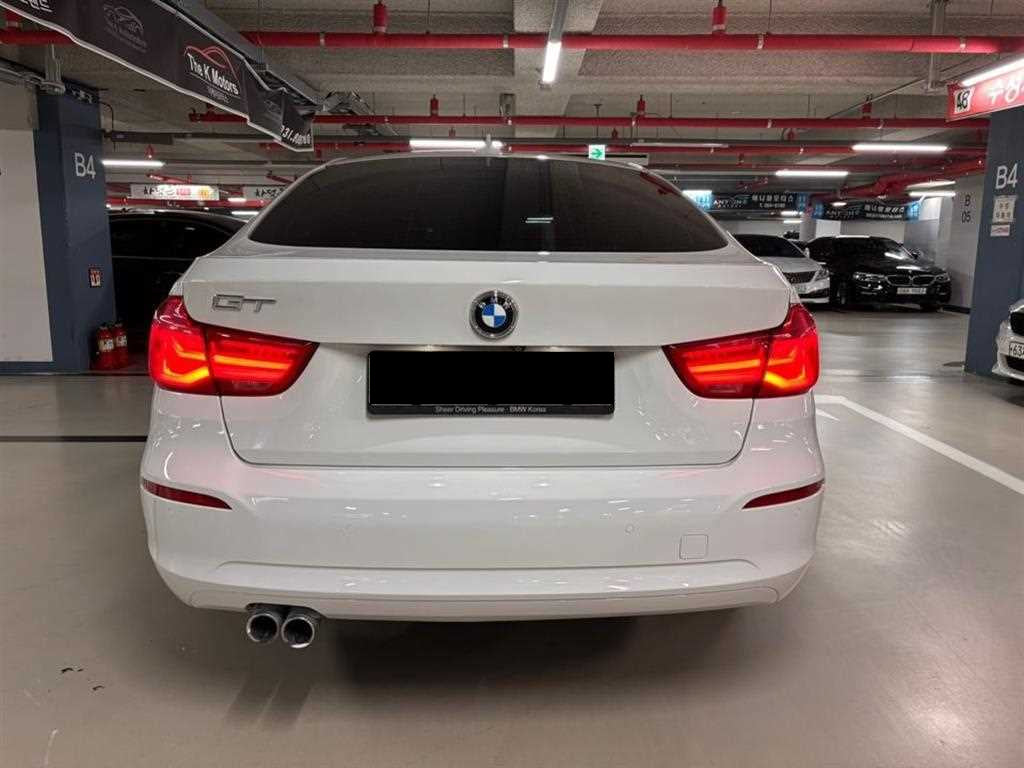 BMW Gran Turismo — photo 20