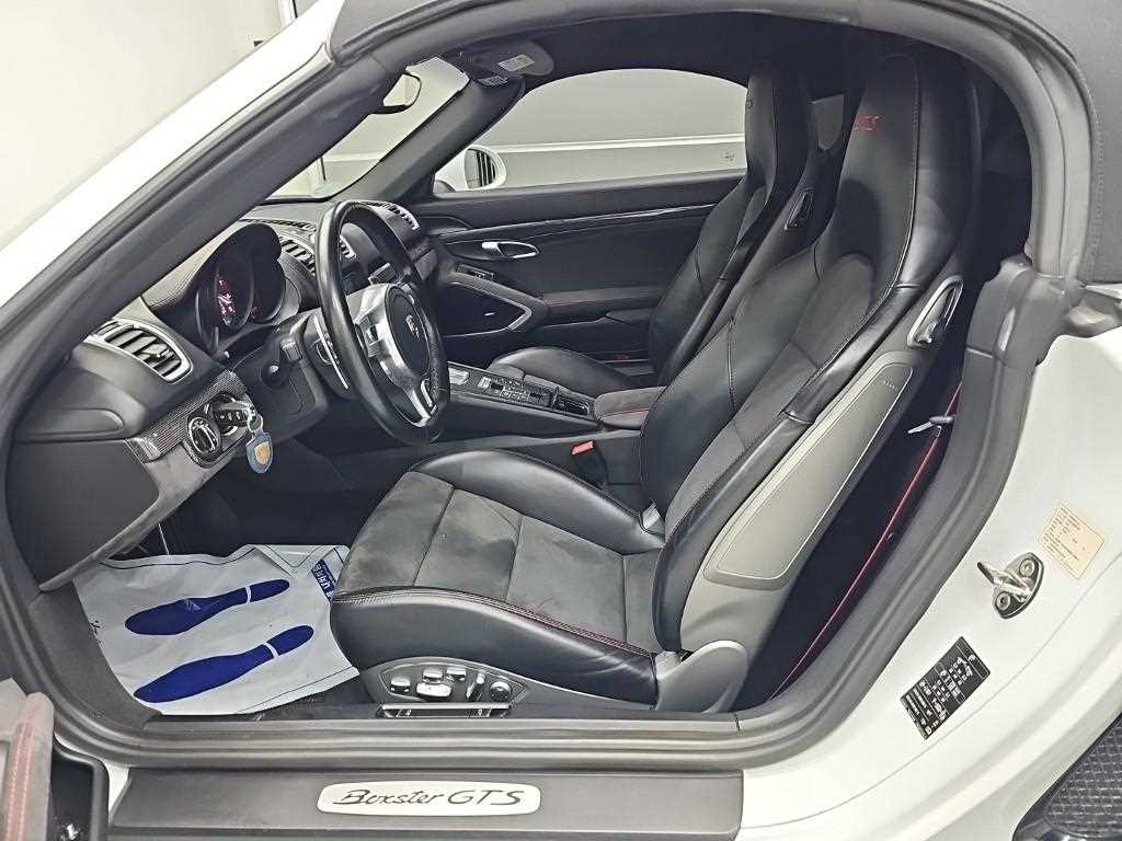 Porsche Boxster — photo 10