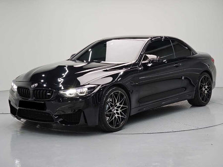 BMW M4 — photo 01