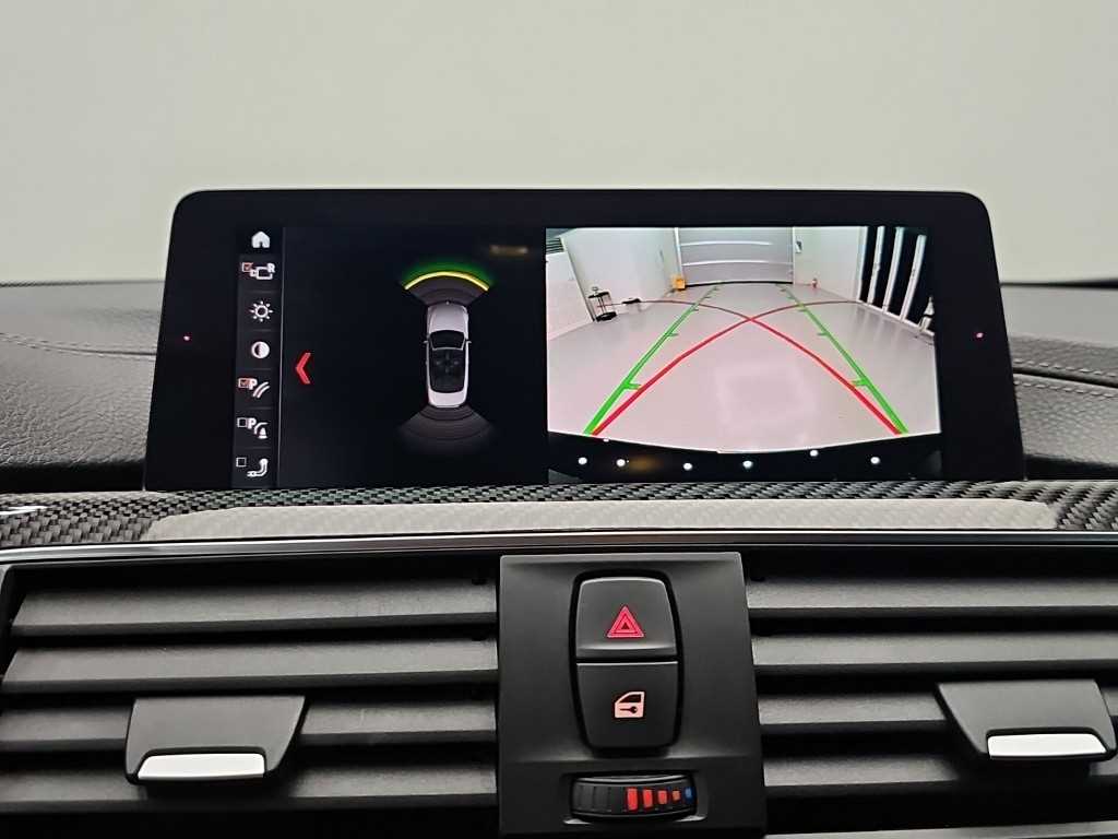 BMW M4 — photo 14