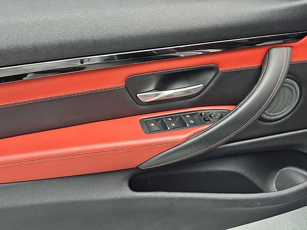 BMW M4 — photo 15