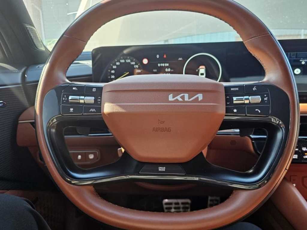 Kia K8 — photo 09
