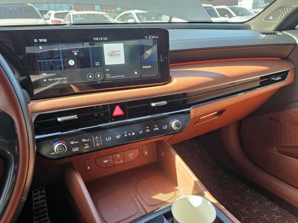 Kia K8 — photo 10