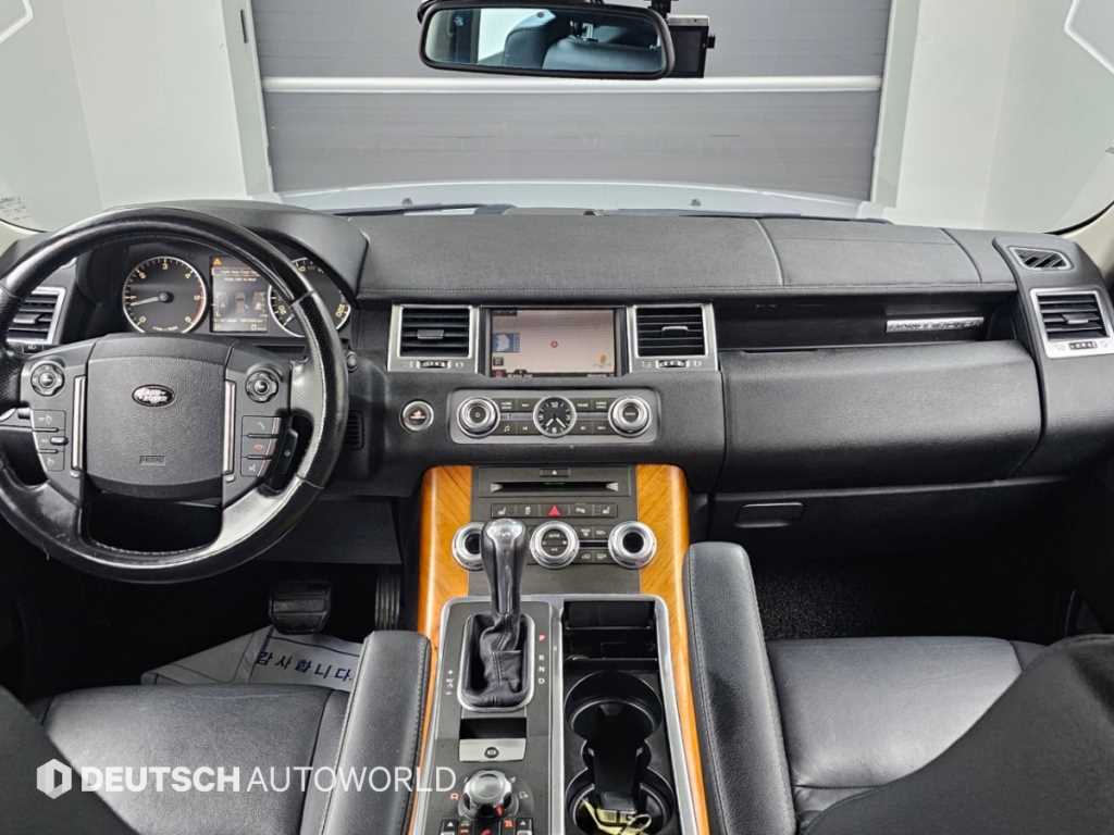 Land Rover Range Rover Sport — photo 07