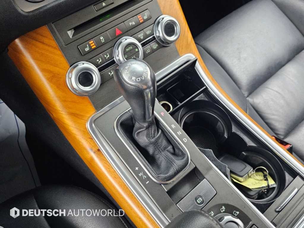 Land Rover Range Rover Sport — photo 09