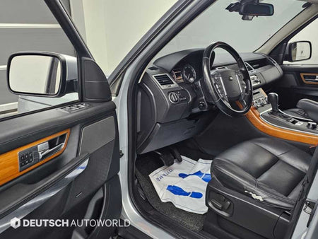 Land Rover Range Rover Sport — photo 11