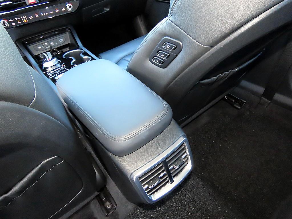 Kia K5 — photo 16