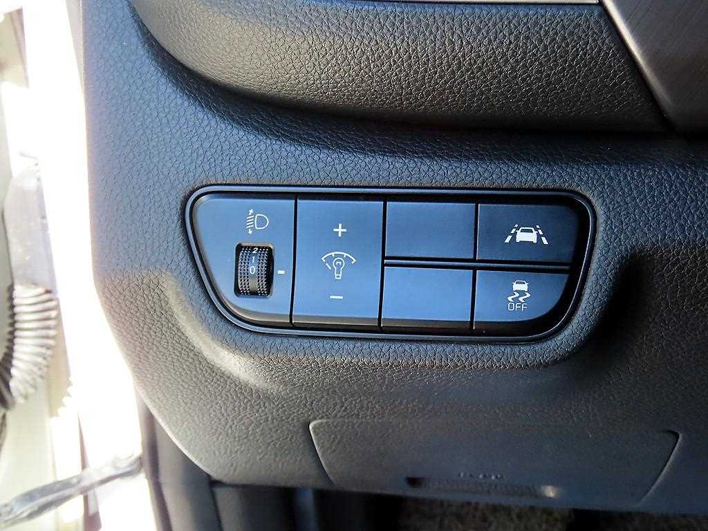 Kia Seltos — photo 12