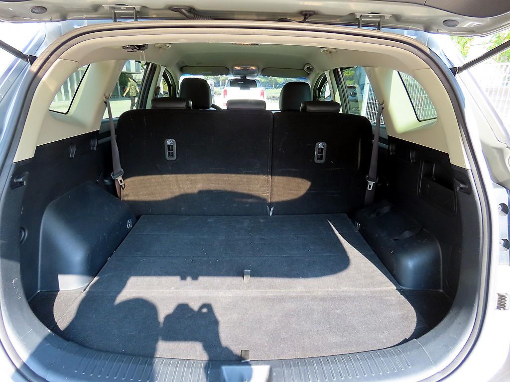 Kia Carens — photo 18