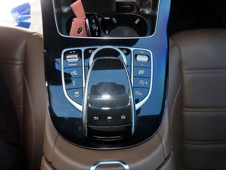 Mercedes-Benz E-Class — photo 13