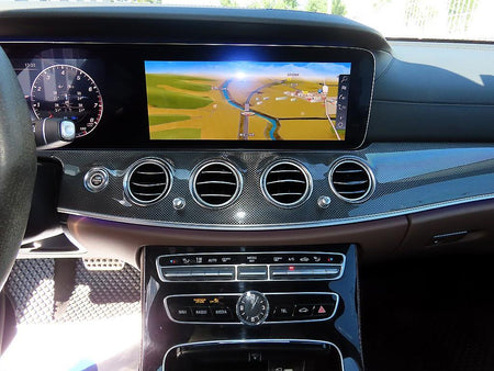 Mercedes-Benz E-Class — photo 14