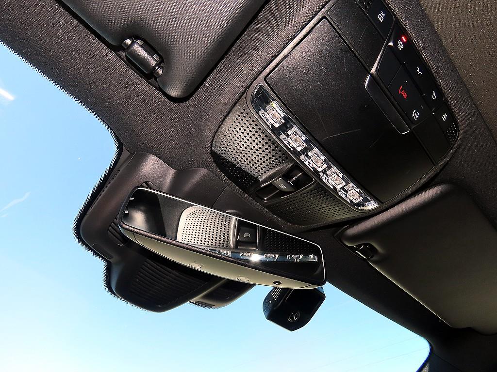 Mercedes-Benz E-Class — photo 15