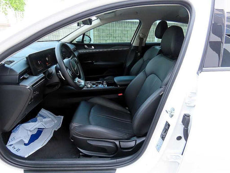 Kia K5 — photo 05