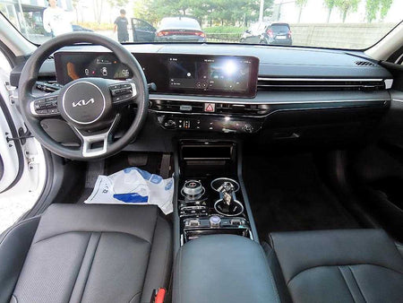 Kia K5 — photo 07