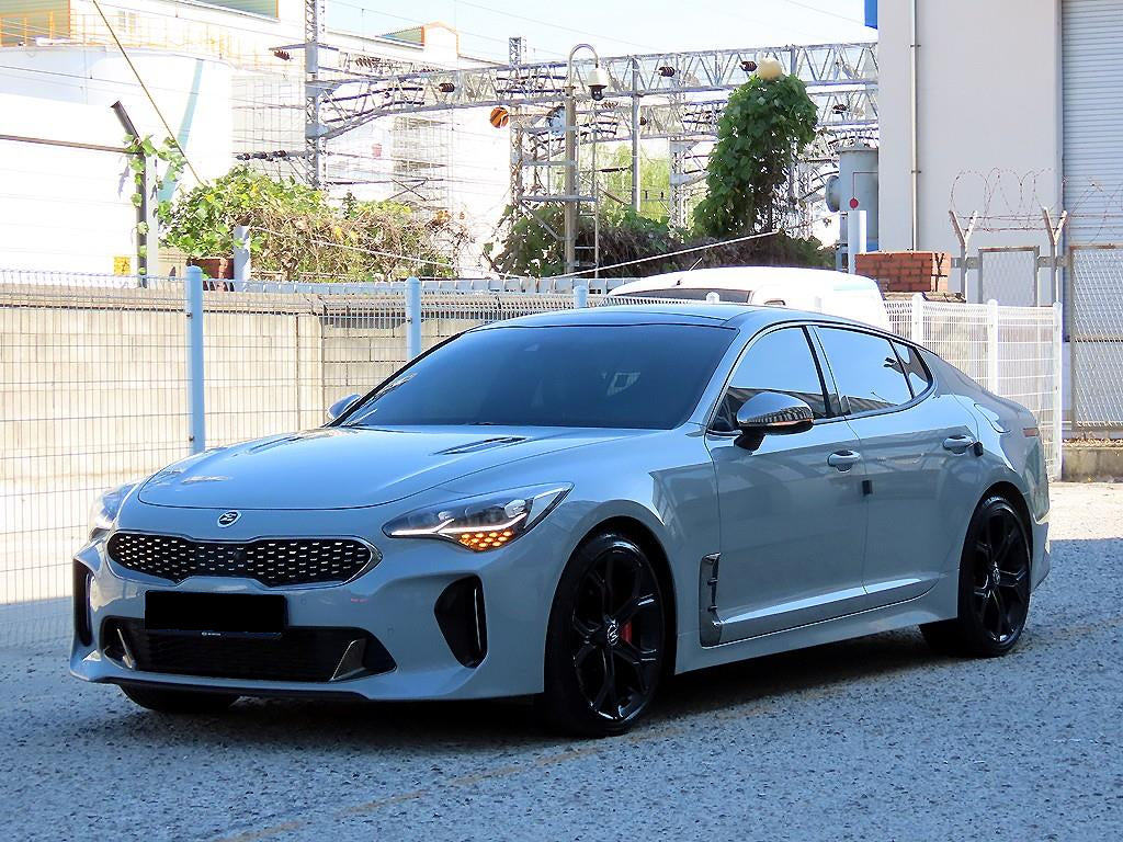 Kia Stinger — photo 02
