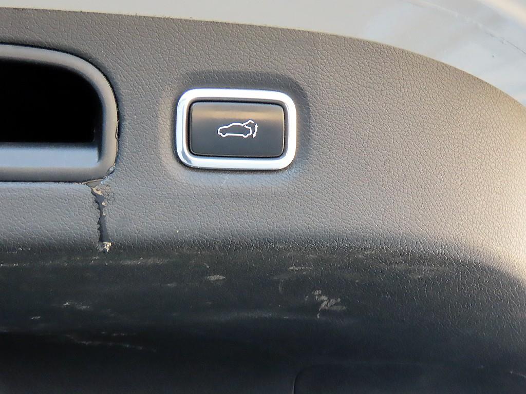 Kia Stinger — photo 16