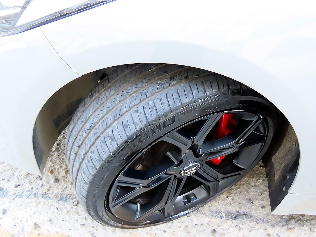 Kia Stinger — photo 20