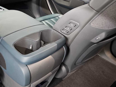 Kia EV9 — photo 13