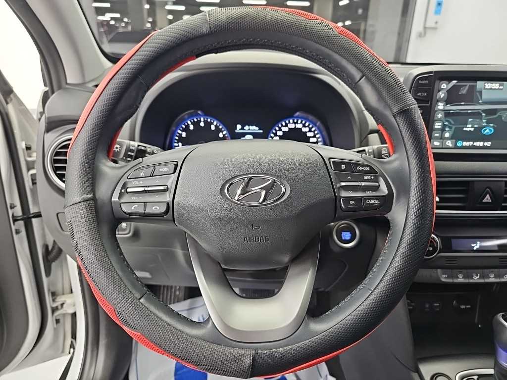 Hyundai Kona — photo 09